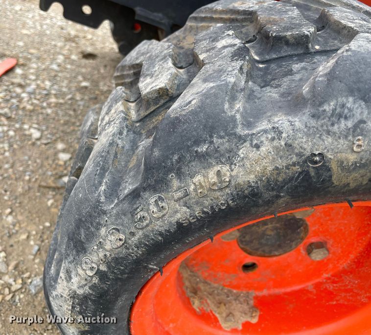 image for item MM9402 2006 Kubota BX24D  tractor