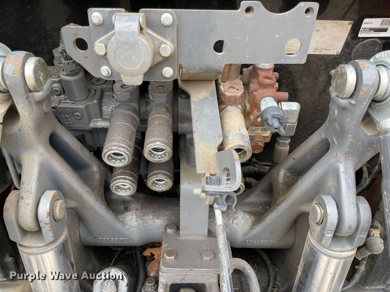 image for item MM9403 2016 Massey Ferguson 4710  MFWD tractor