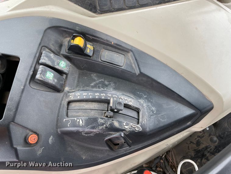 image for item MM9403 2016 Massey Ferguson 4710  MFWD tractor