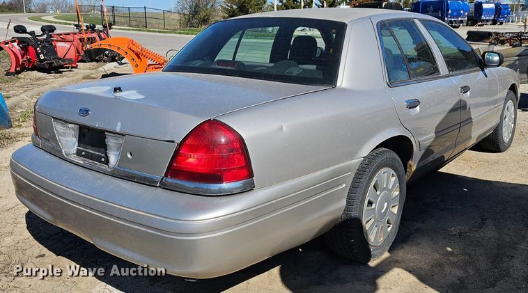 image for item DK1750 2007 Ford Crown Victoria Police Interceptor