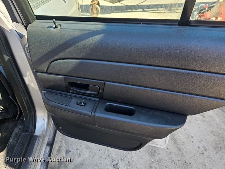 image for item DK1750 2007 Ford Crown Victoria Police Interceptor