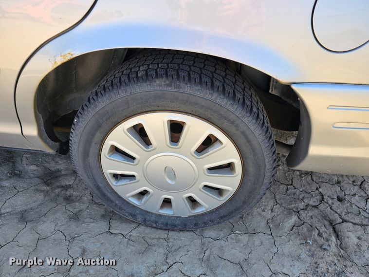 image for item DK1750 2007 Ford Crown Victoria Police Interceptor