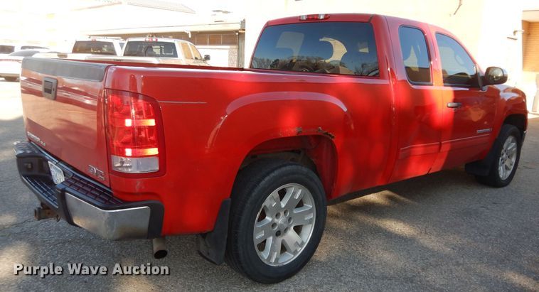 image for item DK1762 2008 GMC Sierra 1500  Ext. Cab pickup truck