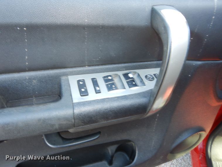 image for item DK1762 2008 GMC Sierra 1500  Ext. Cab pickup truck