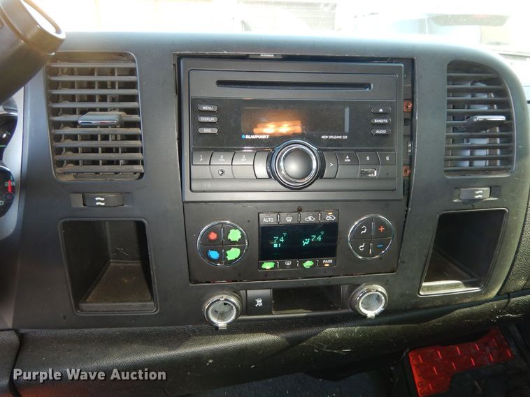 image for item DK1762 2008 GMC Sierra 1500  Ext. Cab pickup truck