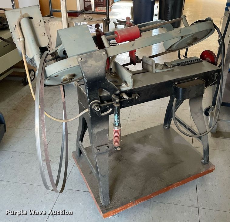 image for item DK7320 Wells 600  metal bandsaw