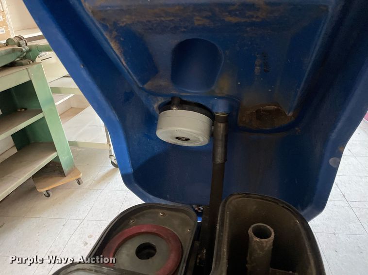 image for item DK7322 Chariot IScrub 20  floor scrubber