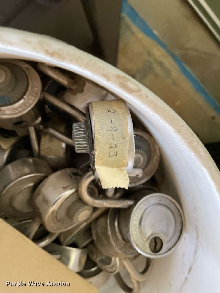 image for item DK7332 Tires and wheels