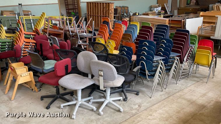 image for item DK7335 Approximately 100 chairs