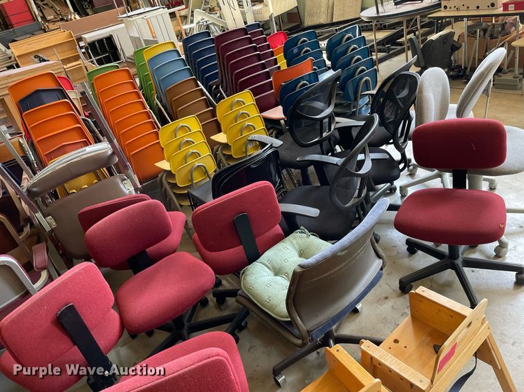 image for item DK7335 Approximately 100 chairs