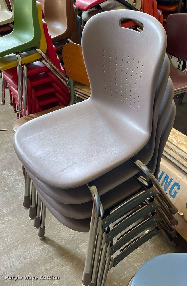 image for item DK7335 Approximately 100 chairs