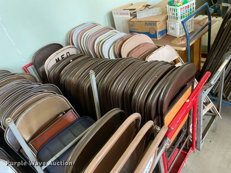 image for item DK7346 Approximately 240 chairs