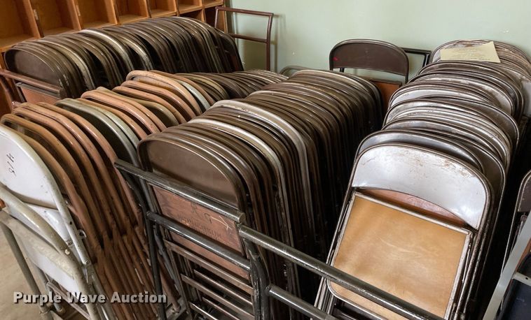 image for item DK7346 Approximately 240 chairs