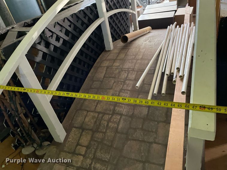 image for item DK7351 Stage props