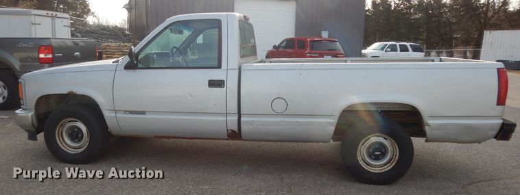 image for item DK7696 1994 Chevrolet C1500  pickup truck