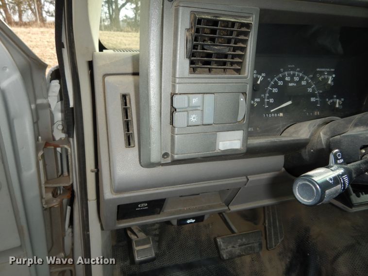 image for item DK7696 1994 Chevrolet C1500  pickup truck