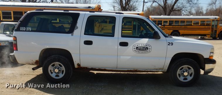 image for item DK7731 2005 Chevrolet Suburban 1500  SUV