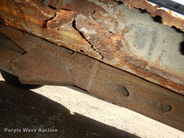 image for item DK7731 2005 Chevrolet Suburban 1500  SUV