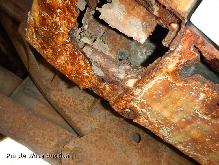 image for item DK7731 2005 Chevrolet Suburban 1500  SUV