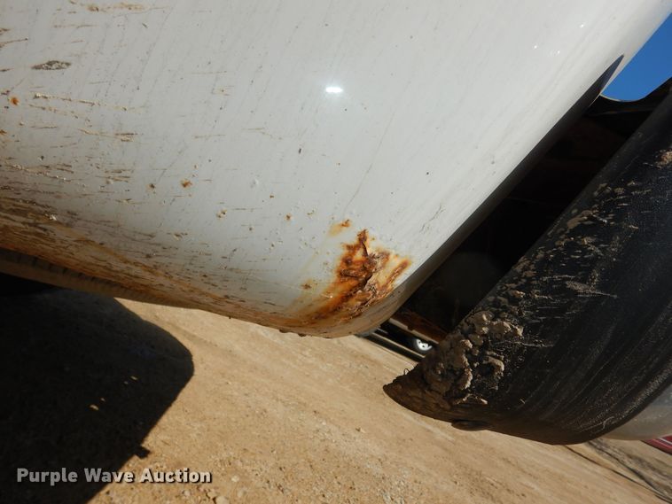 image for item DK7731 2005 Chevrolet Suburban 1500  SUV