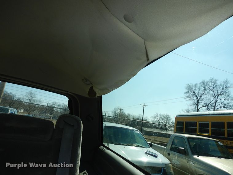 image for item DK7731 2005 Chevrolet Suburban 1500  SUV