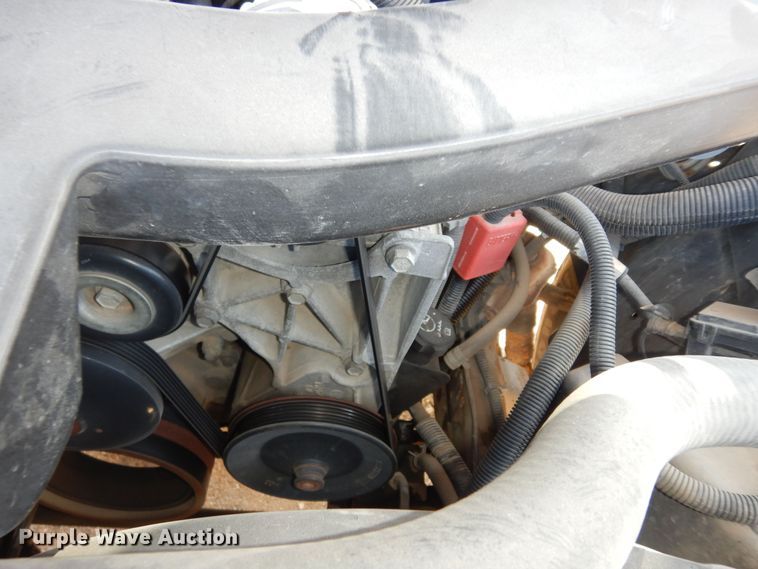 image for item DK7731 2005 Chevrolet Suburban 1500  SUV