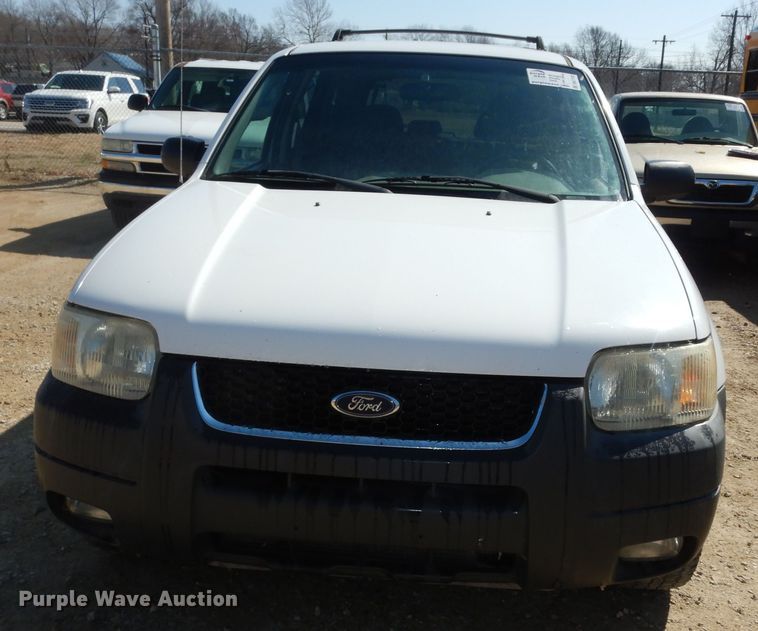 image for item DK7732 2003 Ford Escape XLT  SUV