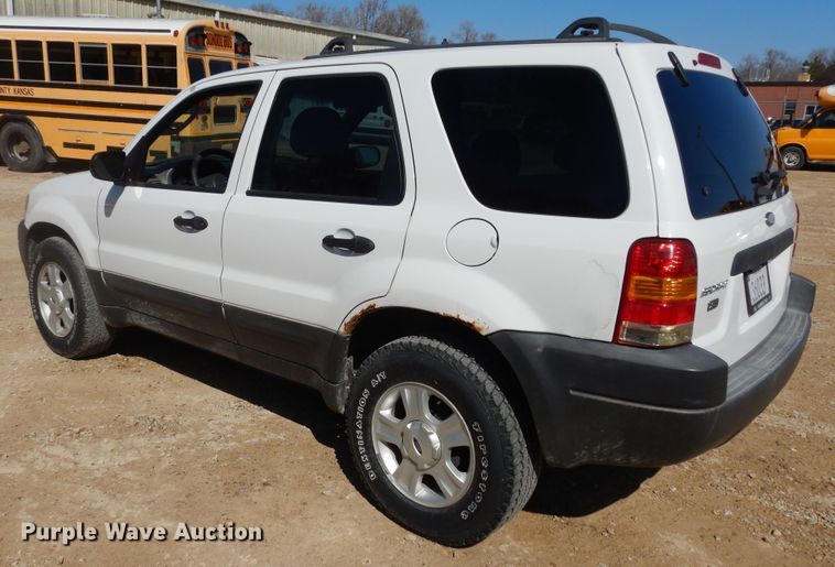 image for item DK7732 2003 Ford Escape XLT  SUV