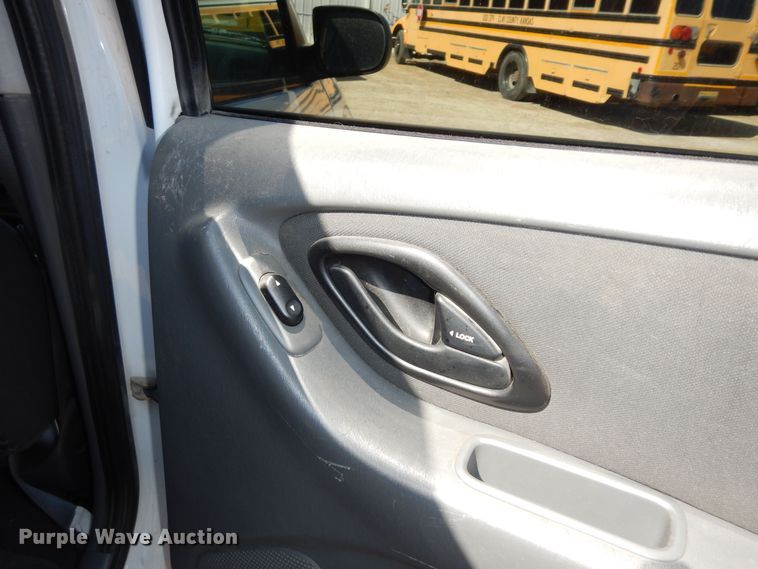 image for item DK7732 2003 Ford Escape XLT  SUV