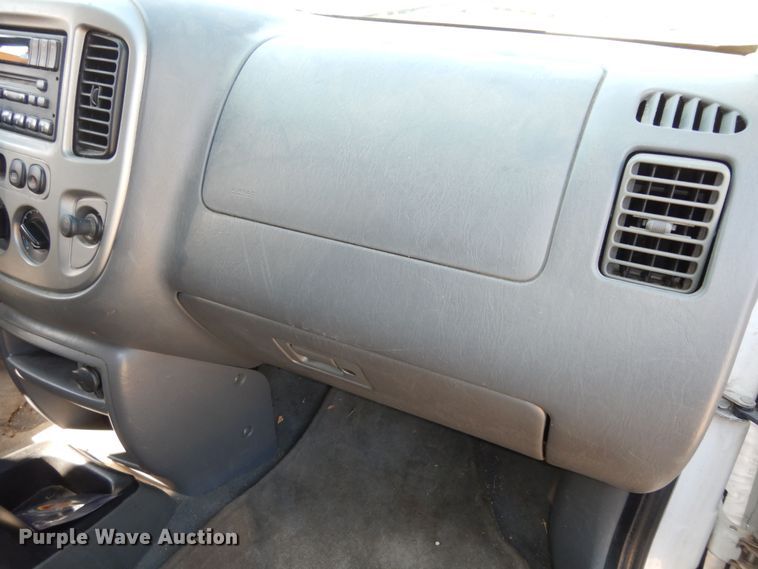 image for item DK7732 2003 Ford Escape XLT  SUV