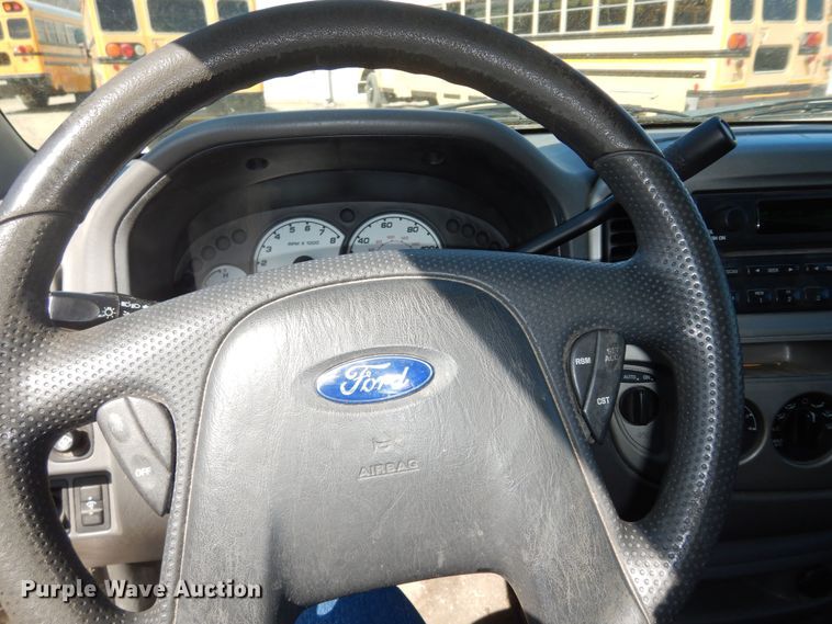 image for item DK7732 2003 Ford Escape XLT  SUV