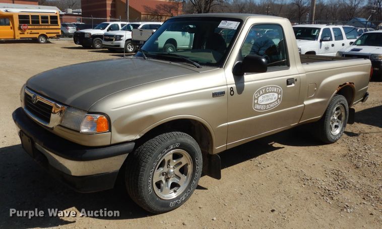 image for item DK7733 1999 Mazda B2500 SE  pickup truck