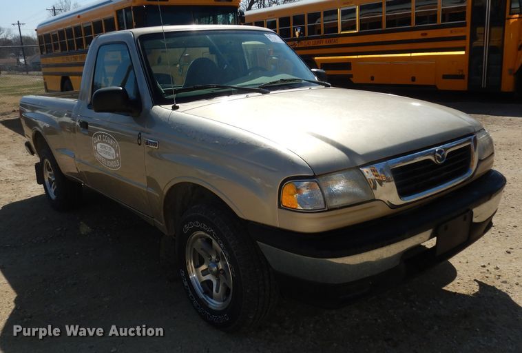 image for item DK7733 1999 Mazda B2500 SE  pickup truck