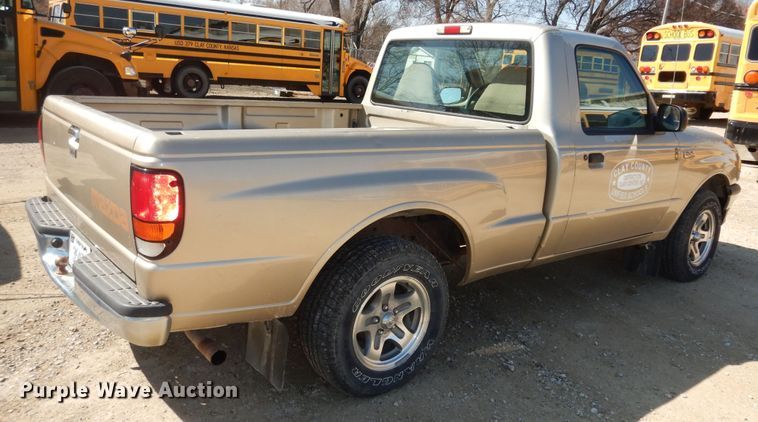 image for item DK7733 1999 Mazda B2500 SE  pickup truck
