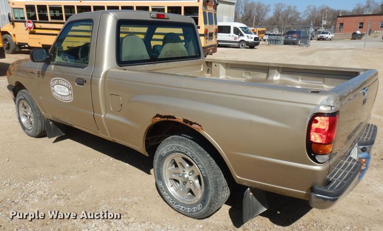 image for item DK7733 1999 Mazda B2500 SE  pickup truck