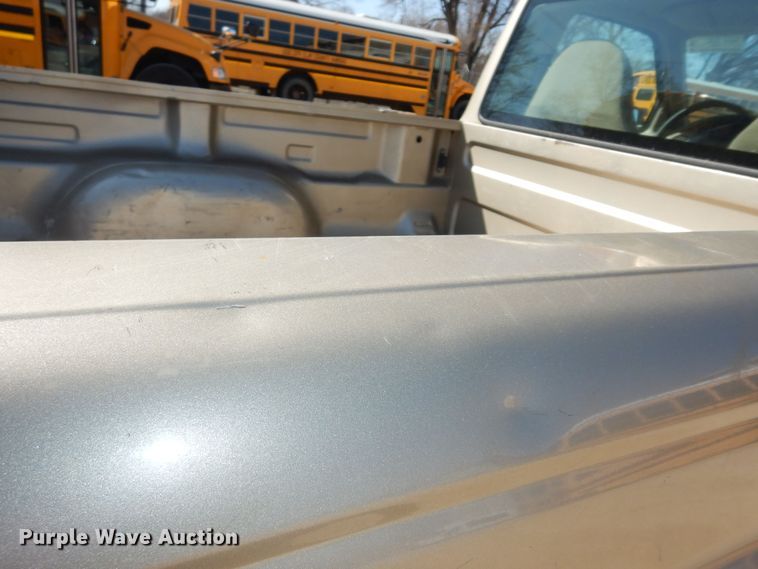 image for item DK7733 1999 Mazda B2500 SE  pickup truck