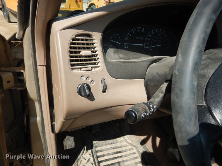 image for item DK7733 1999 Mazda B2500 SE  pickup truck