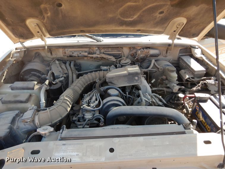 image for item DK7733 1999 Mazda B2500 SE  pickup truck