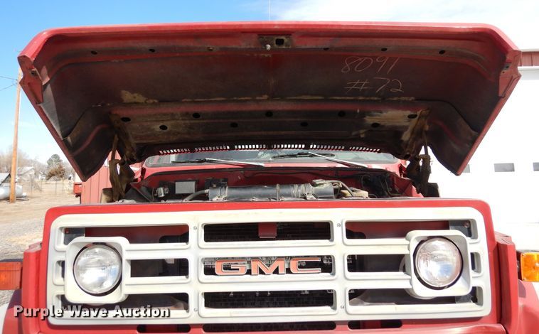 image for item DN6342 1985 GMC C7000  flatbed truck