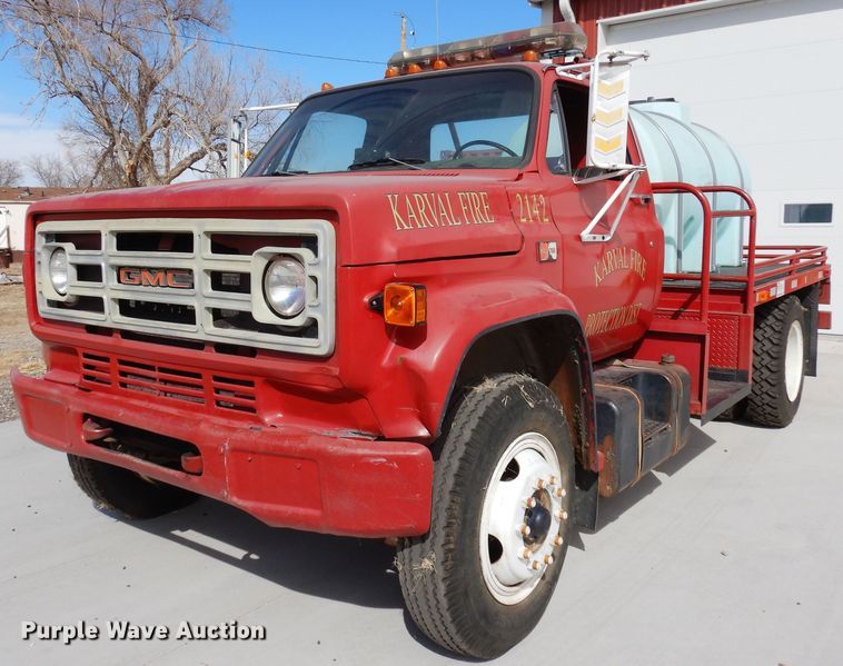 image for item DN6342 1985 GMC C7000  flatbed truck