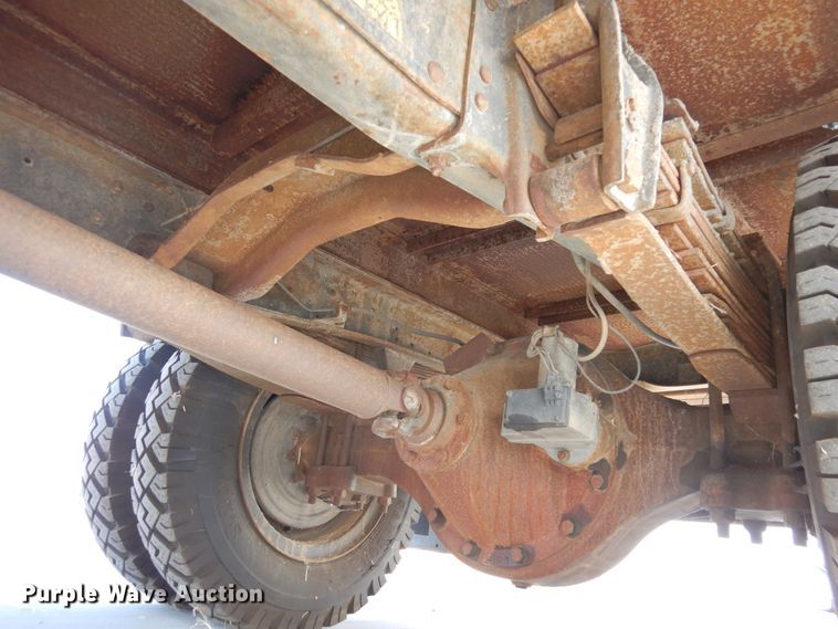 image for item DN6342 1985 GMC C7000  flatbed truck