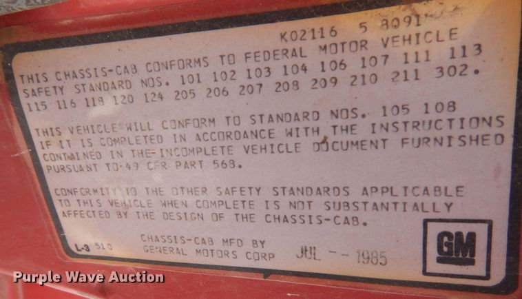 image for item DN6342 1985 GMC C7000  flatbed truck