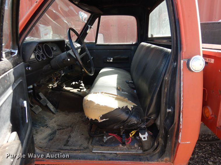 image for item DN6343 1973 Dodge W300  brush fire truck