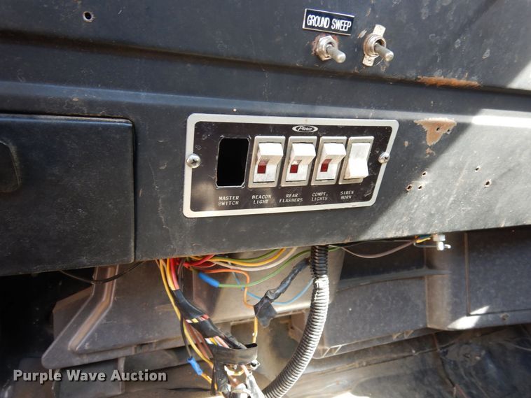 image for item DN6343 1973 Dodge W300  brush fire truck