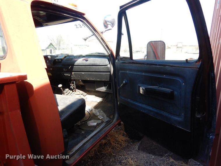 image for item DN6343 1973 Dodge W300  brush fire truck