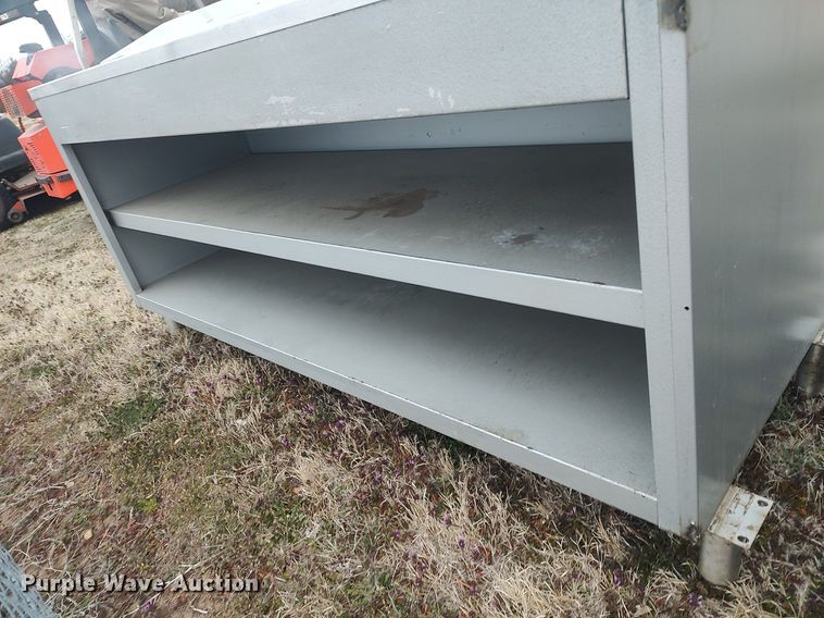 image for item DO3877 Restaurant equipment