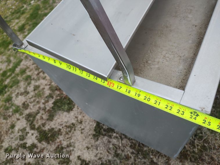 image for item DO3877 Restaurant equipment