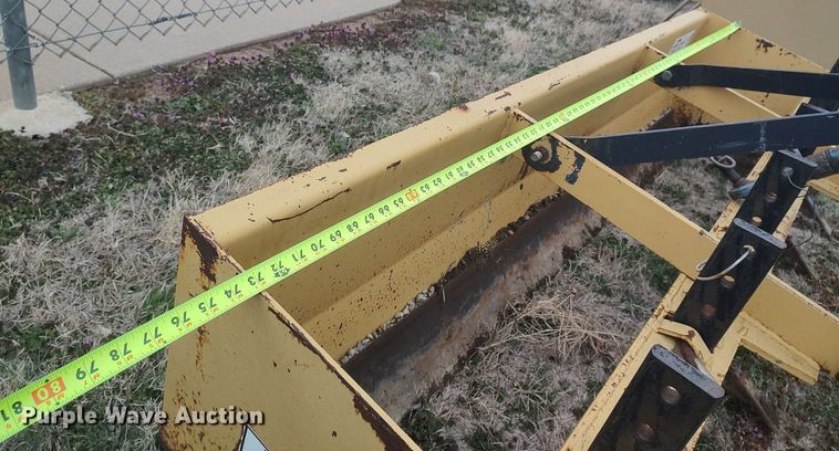 image for item DO3882 King Kutter 72"W box blade