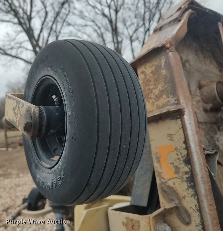 image for item DO3886 Land Pride AEM4011  batwing rotary mower