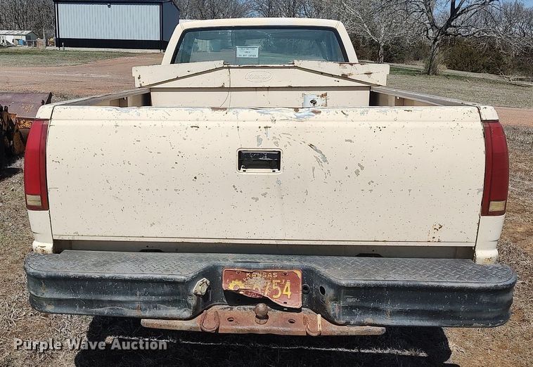 image for item DO3888 1992 Chevrolet C1500  pickup truck